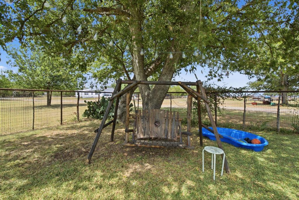 1399 State Highway 16 Property Photo 37