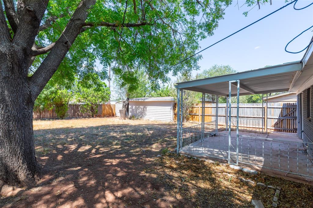 2142 N Mockingbird Lane Property Photo 31