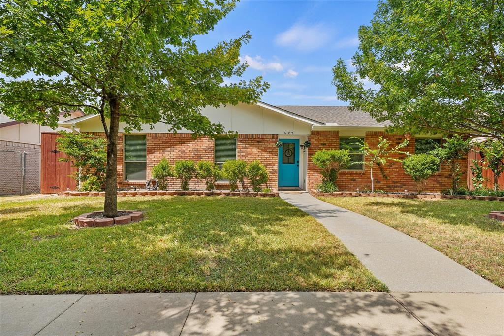 6317 Briar Knoll Drive Property Photo 1