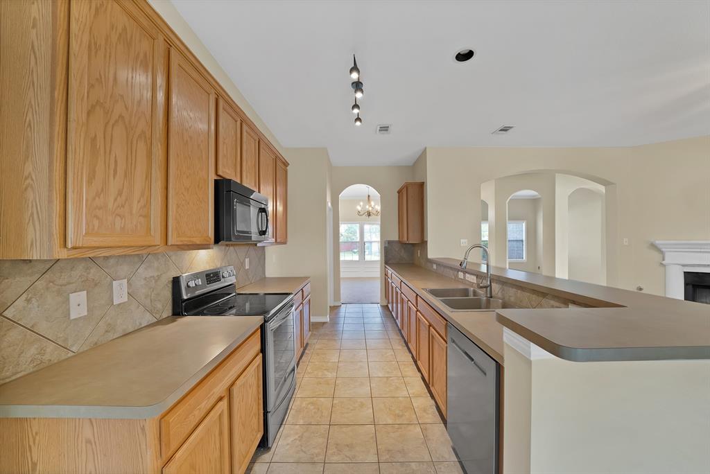 3017 Jacob Drive Property Photo 6