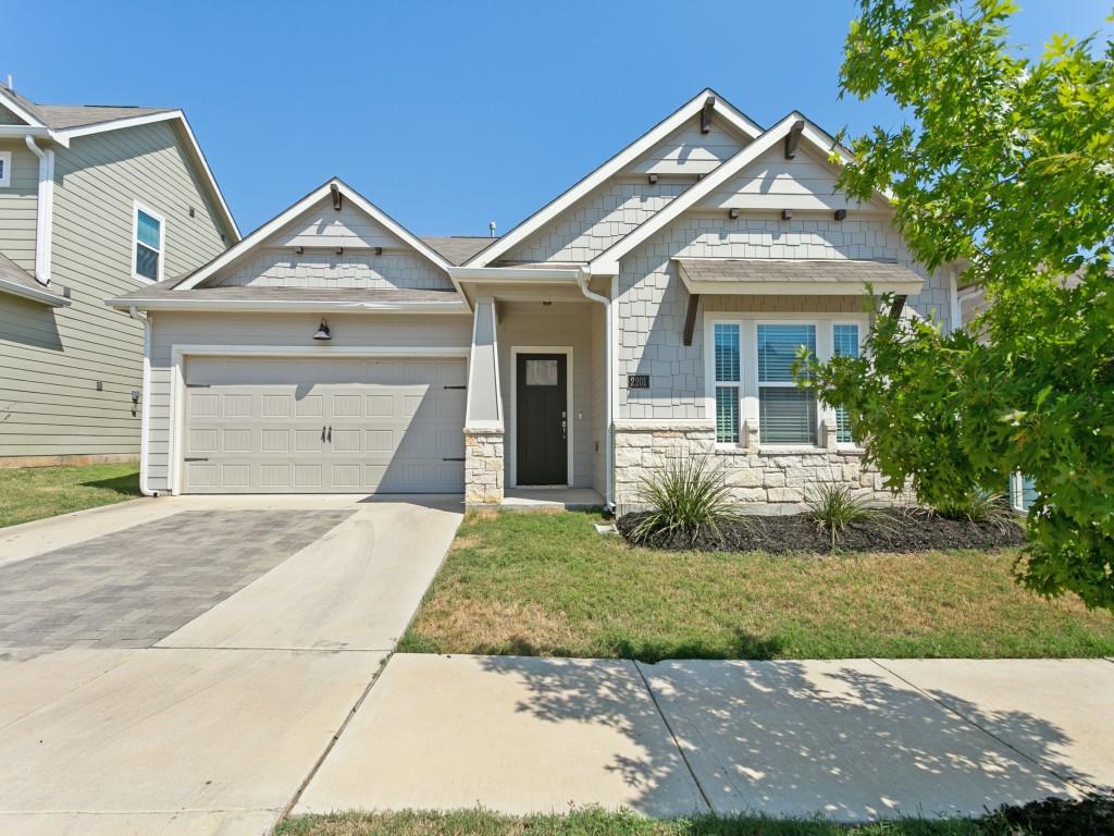 2201 Paxton Way Property Photo 1