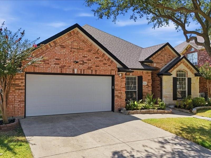 8113 Sawgrass Lane Property Photo 2