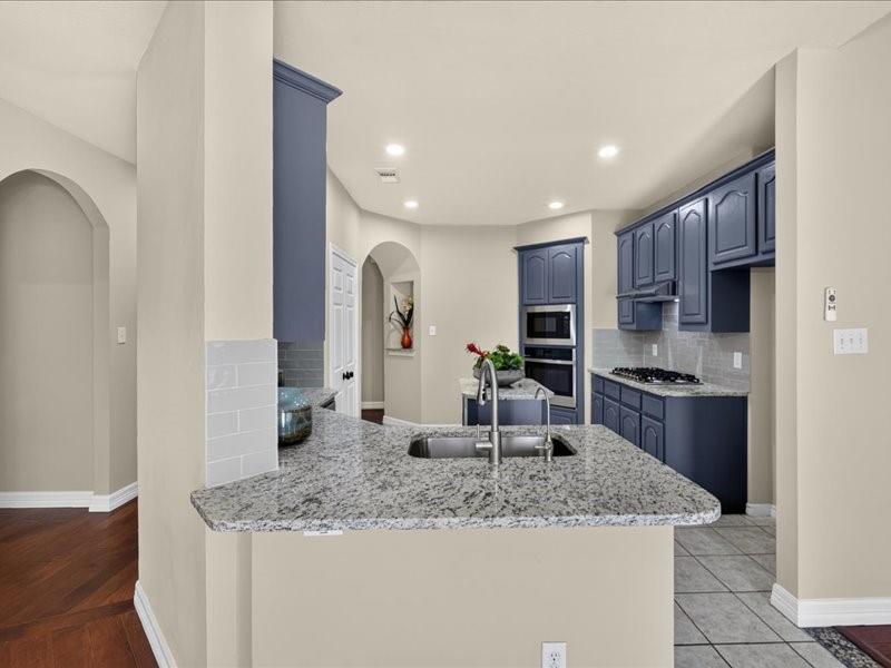 8113 Sawgrass Lane Property Photo 9