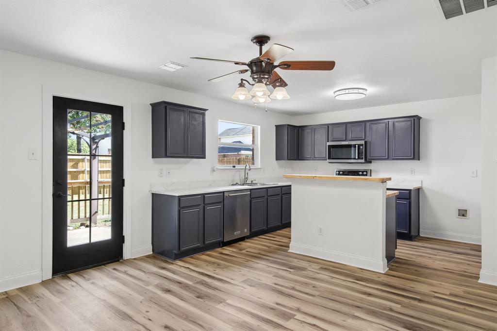 5533 Spring Ridge Drive Property Photo 14