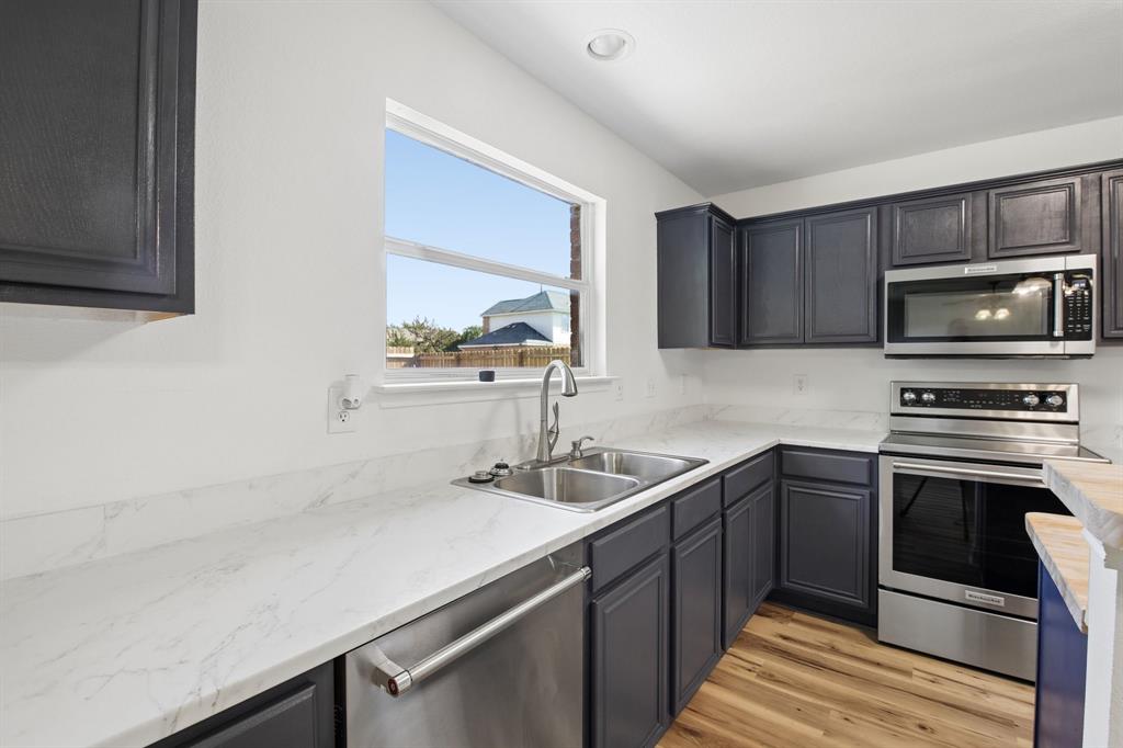 5533 Spring Ridge Drive Property Photo 16