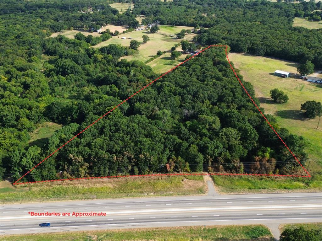 6869 Hwy 24 Property Photo 1