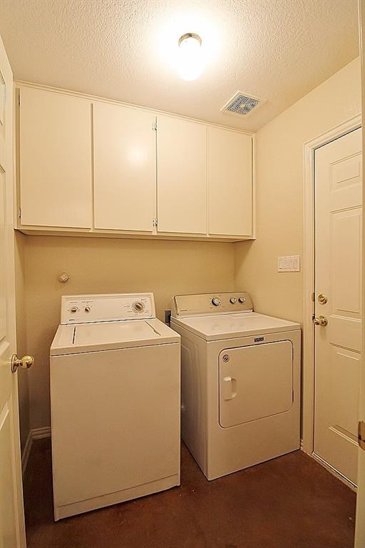 302 Aspen Court Property Photo 17