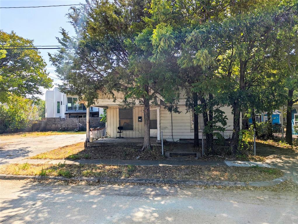 3338 Coronet Boulevard Property Photo 4