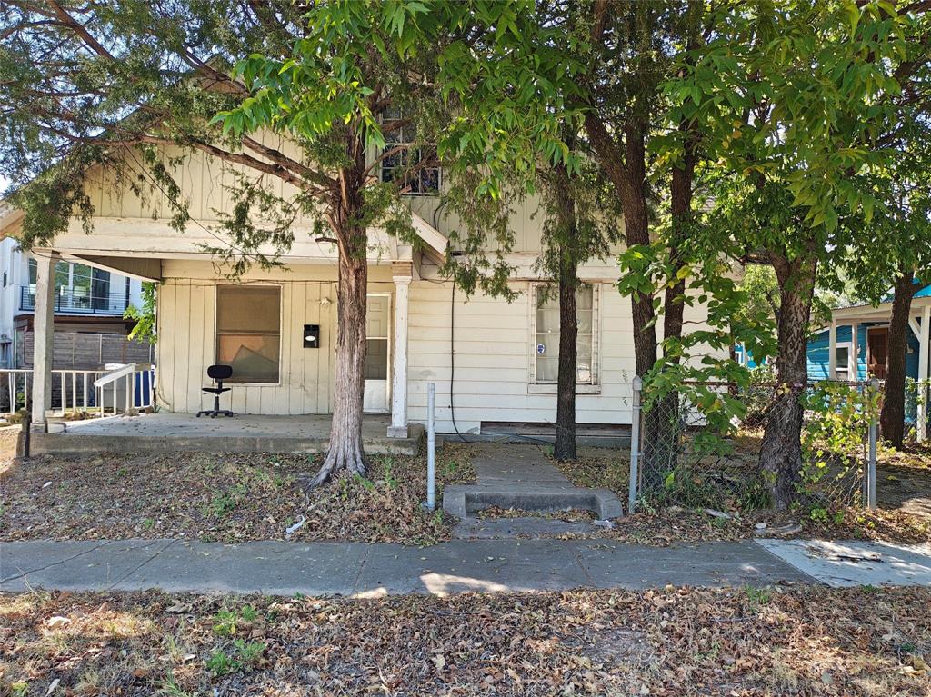 3338 Coronet Boulevard Property Photo 5