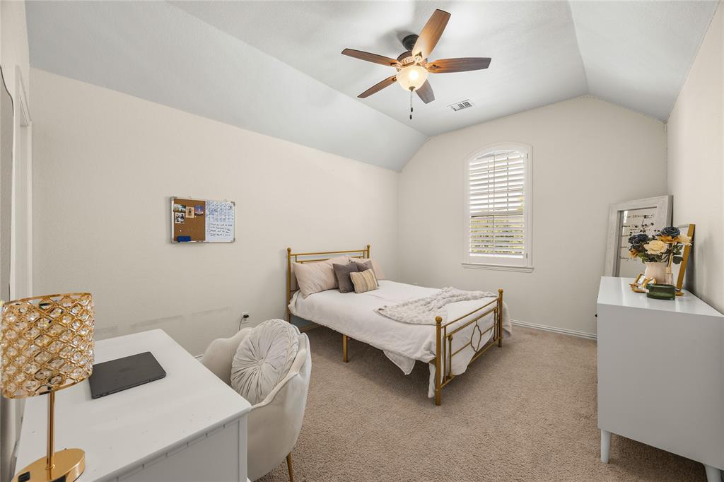 10974 Apple Valley Drive Property Photo 26