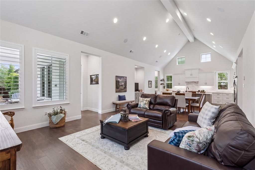 15056 Wintergrass Road Property Photo 4