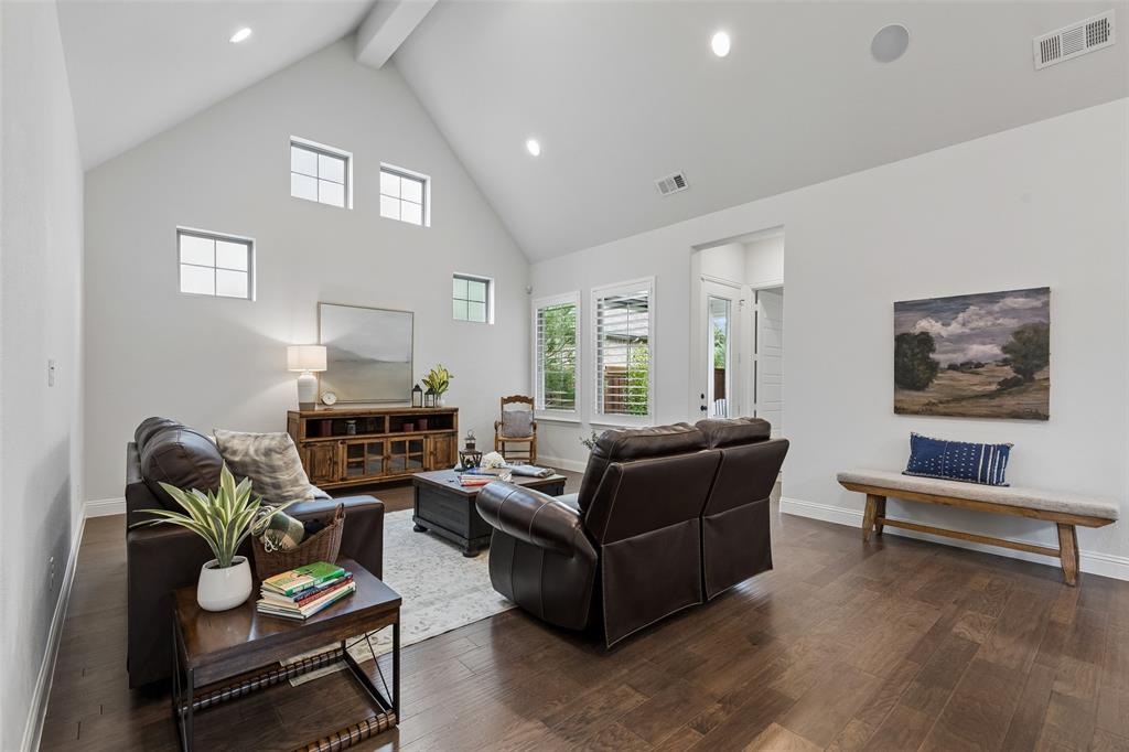 15056 Wintergrass Road Property Photo 5