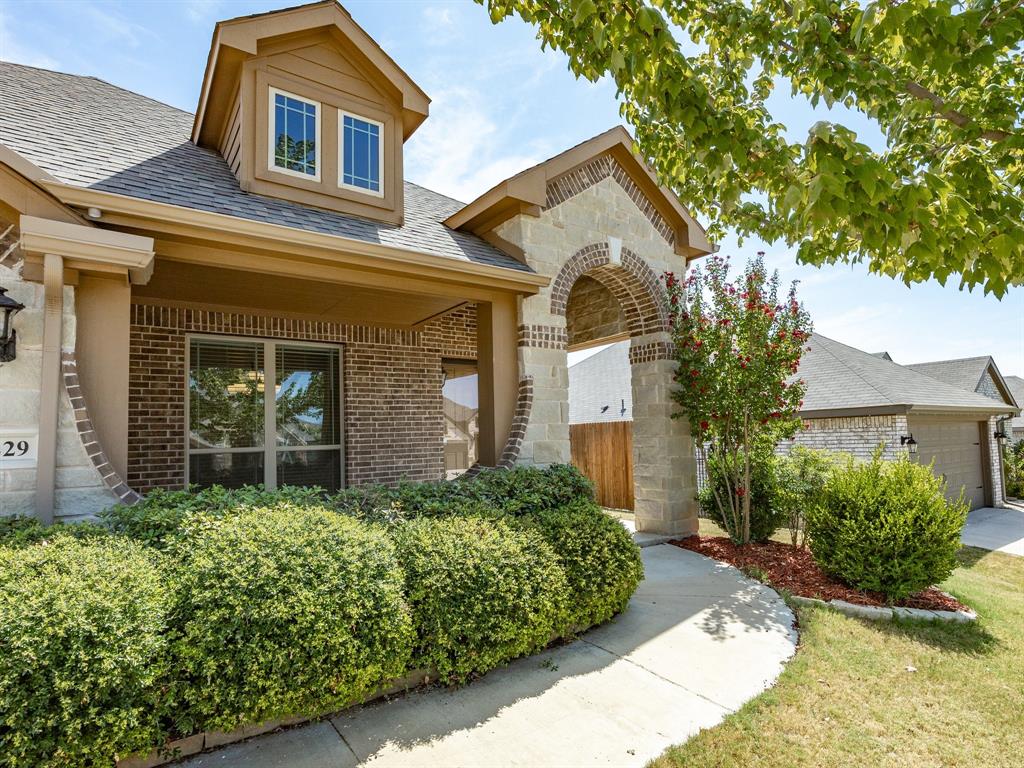 5429 Quiet Woods Trail Property Photo 1