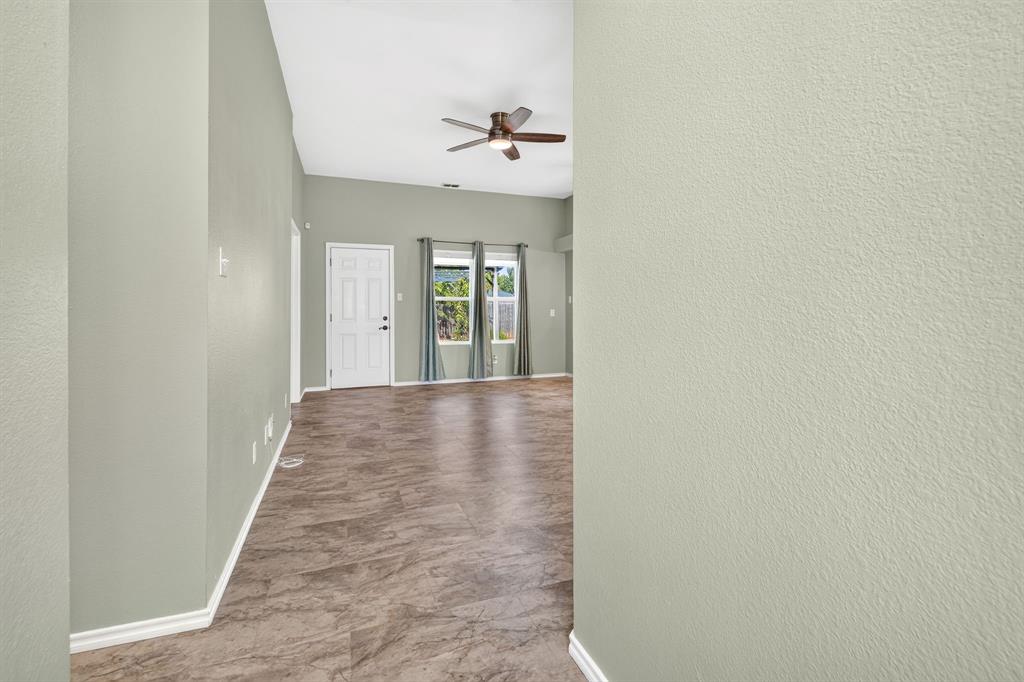 7634 Patricia Lane Property Photo 5