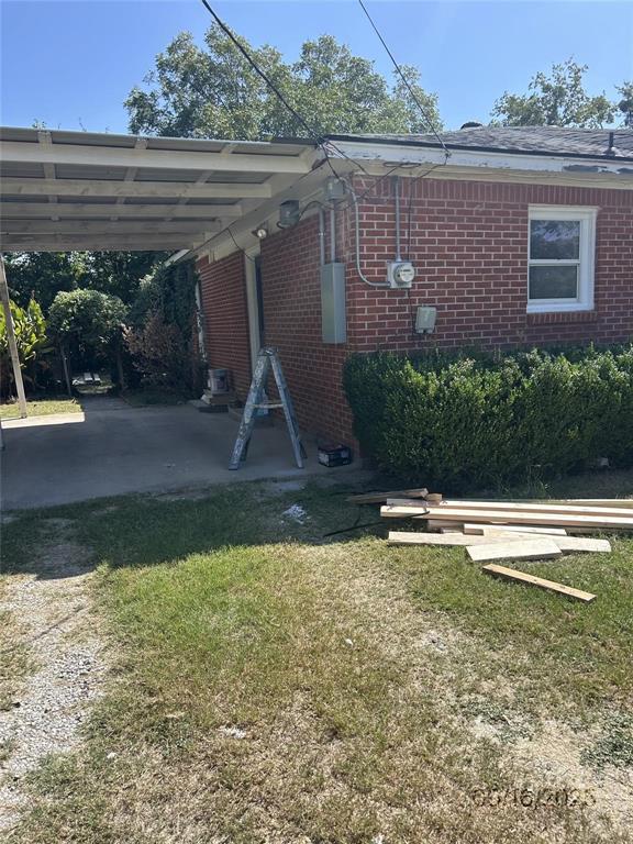 515 N Donna Property Photo 3