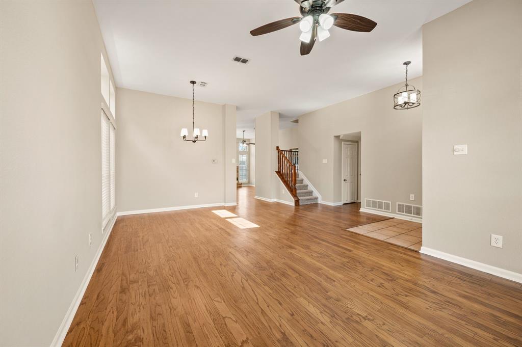 8720 Tigris Trail Property Photo 6