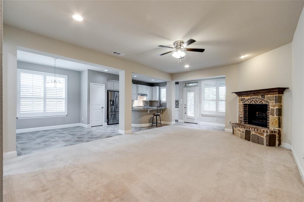 225 Lilypad Bend Property Photo 6