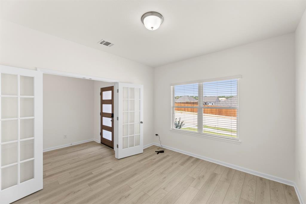 312 Heritage Grove Road Property Photo 5