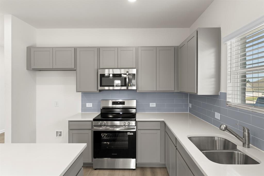 312 Heritage Grove Road Property Photo 8