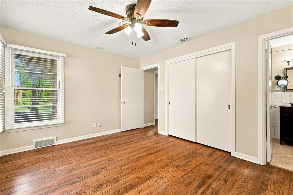 204 University Drive Property Photo 13