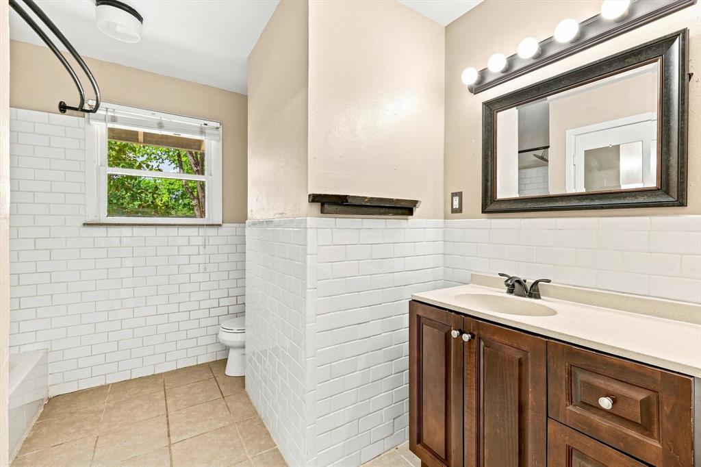 204 University Drive Property Photo 19