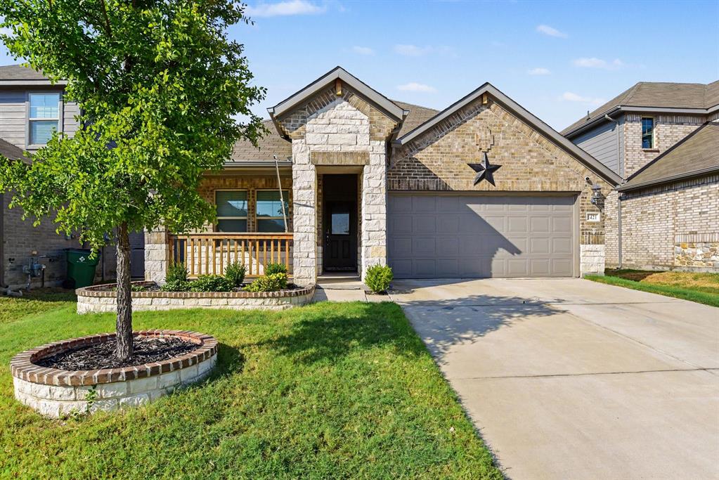 1421 Rolling Fox Drive Property Photo 1