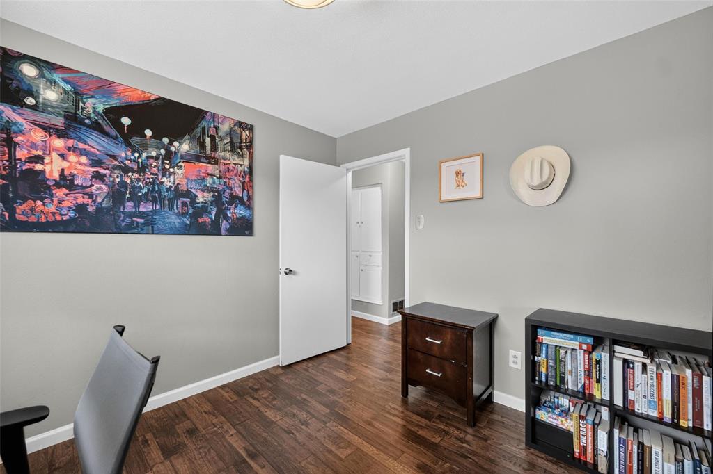 1619 University Drive Property Photo 20