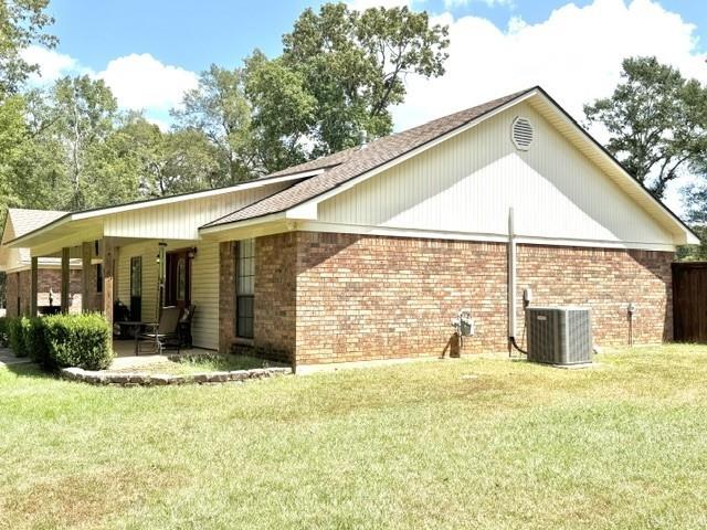 103 Dogwood Drive Property Photo 4