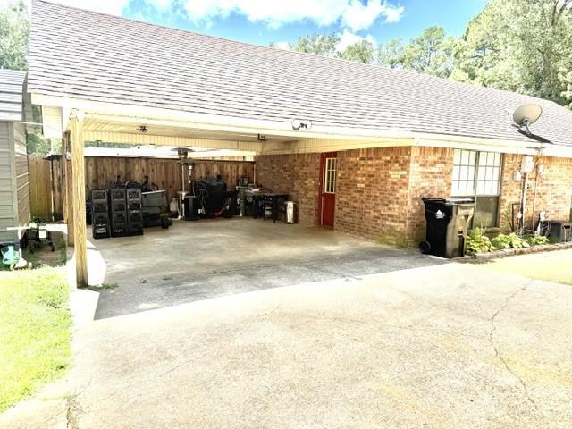 103 Dogwood Drive Property Photo 5