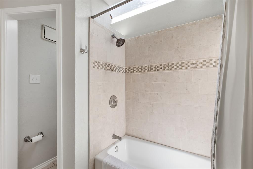 4040 Rive Lane Property Photo 17