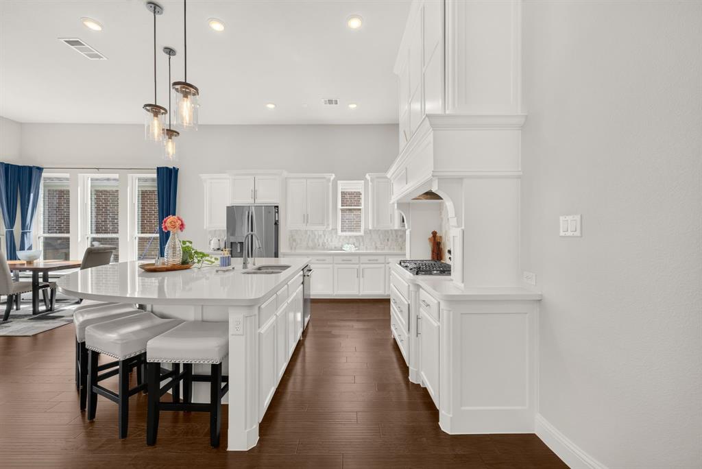 2825 Braemar Property Photo 9