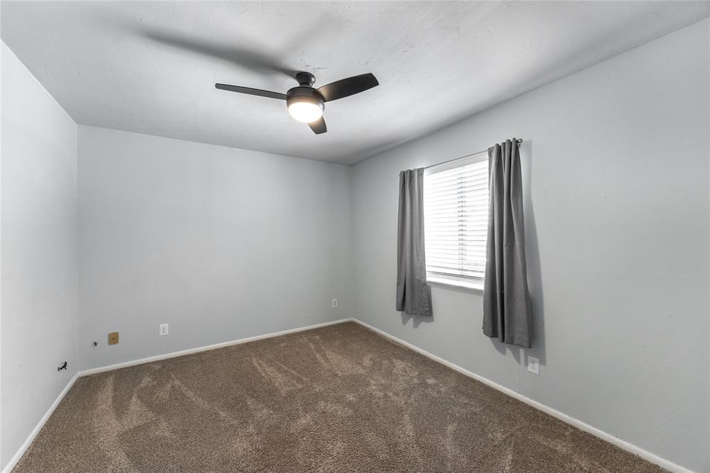 108 Harbor Drive 204 Property Photo 16