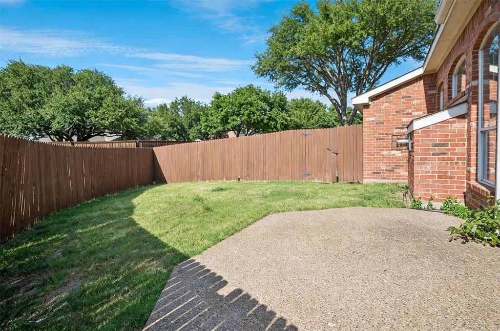 528 Blackfield Drive Property Photo 33