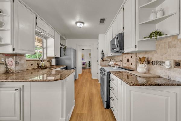 4808 Misty Meadow Drive Property Photo 11