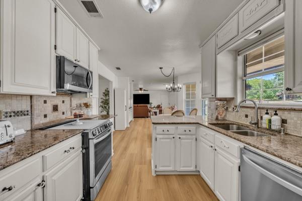 4808 Misty Meadow Drive Property Photo 13