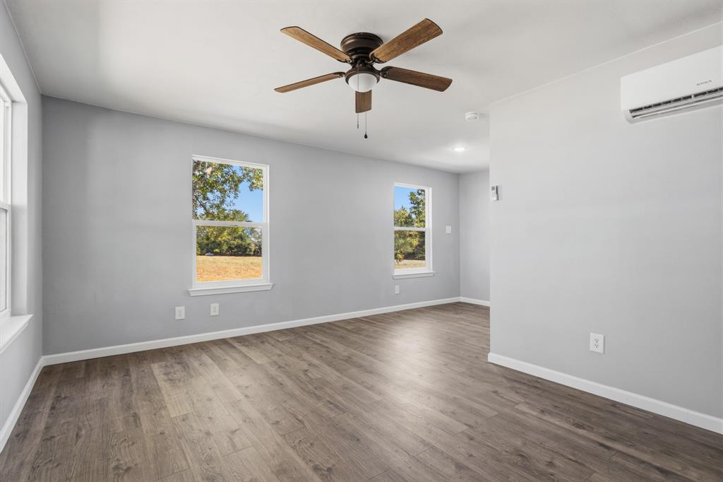 9415 State Highway 50 Property Photo 11