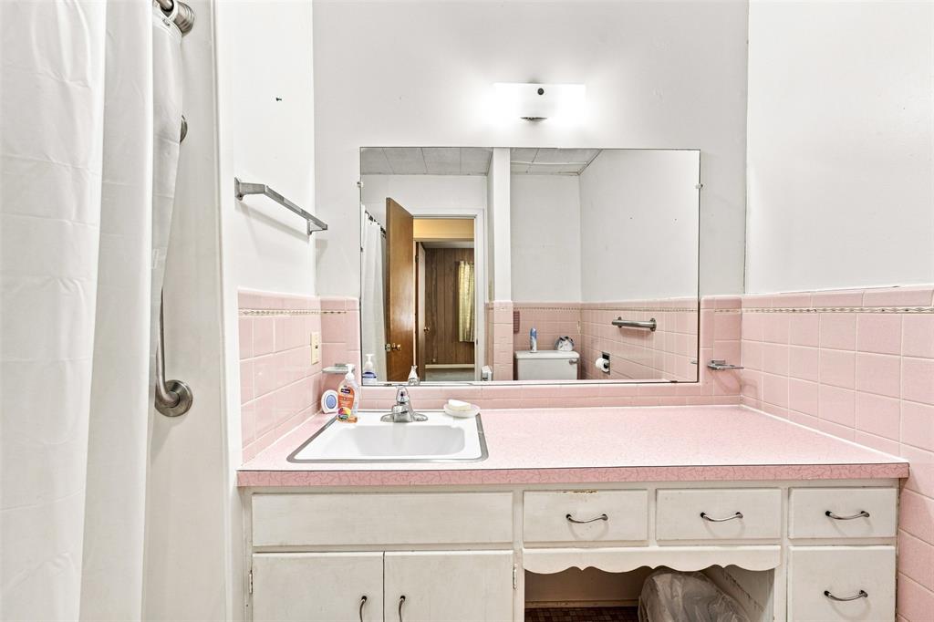 106 Royal Drive Property Photo 20
