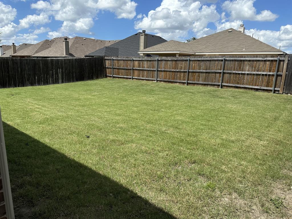 1206 Erika Property Photo 17