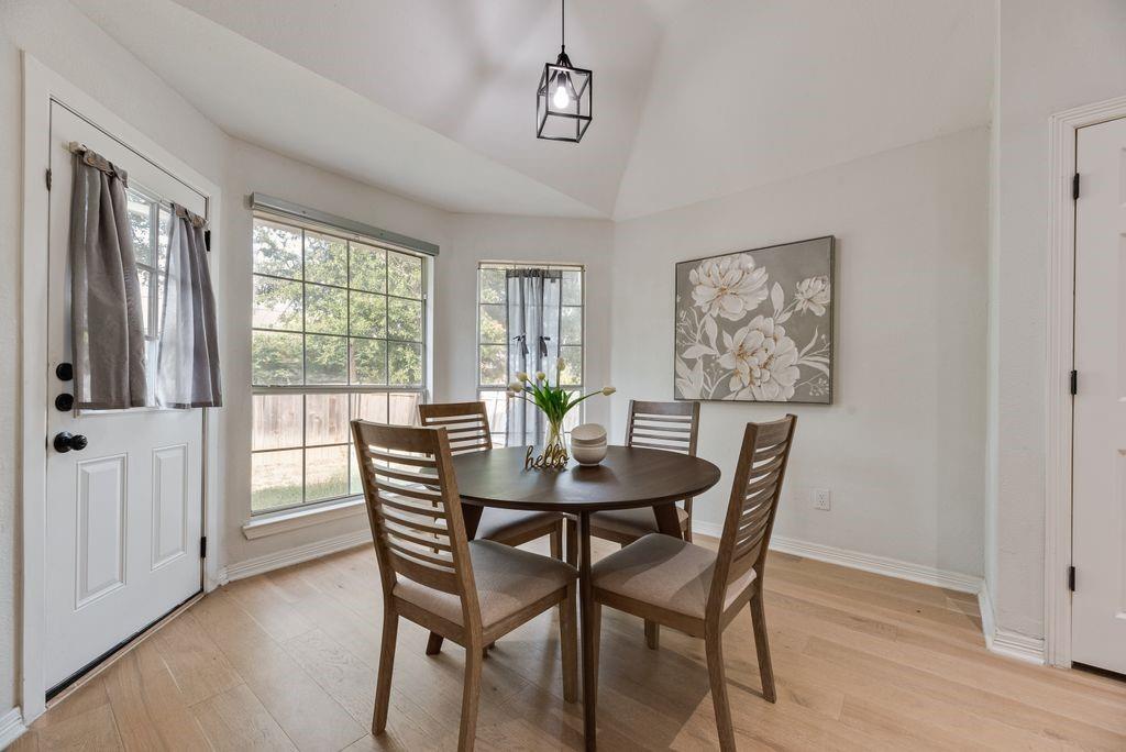 1412 Melody Lane Property Photo 8