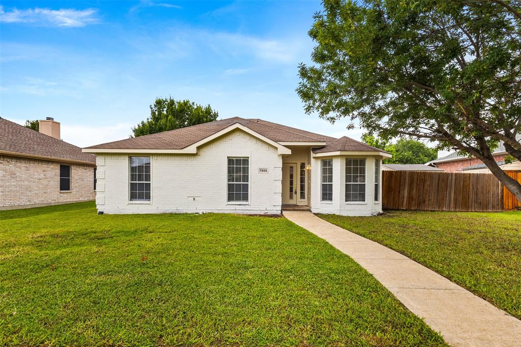 7205 Airline Drive Property Photo 1
