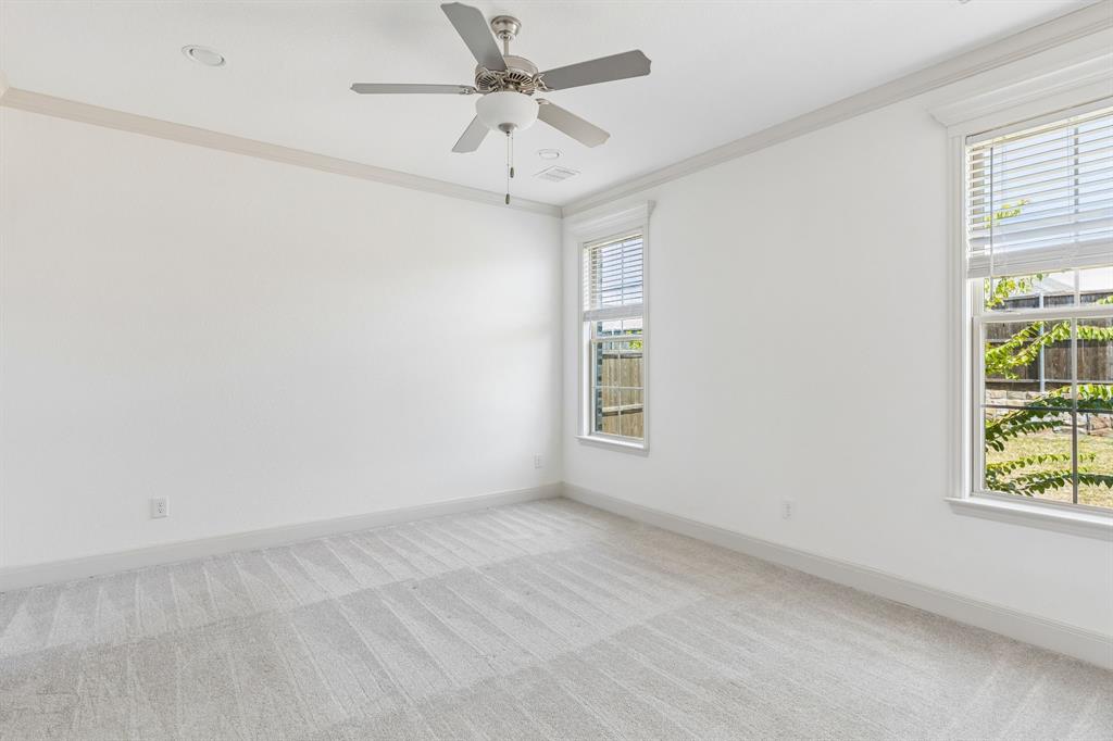 395 Waters Ridge Drive Property Photo 10