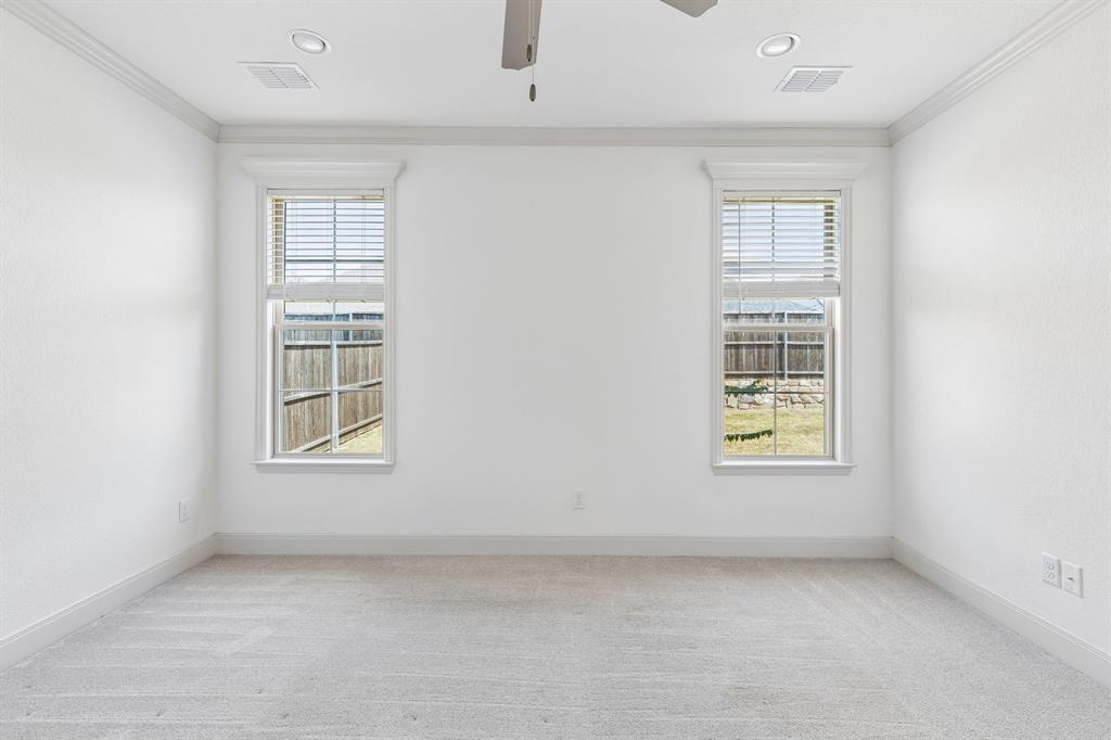 395 Waters Ridge Drive Property Photo 11