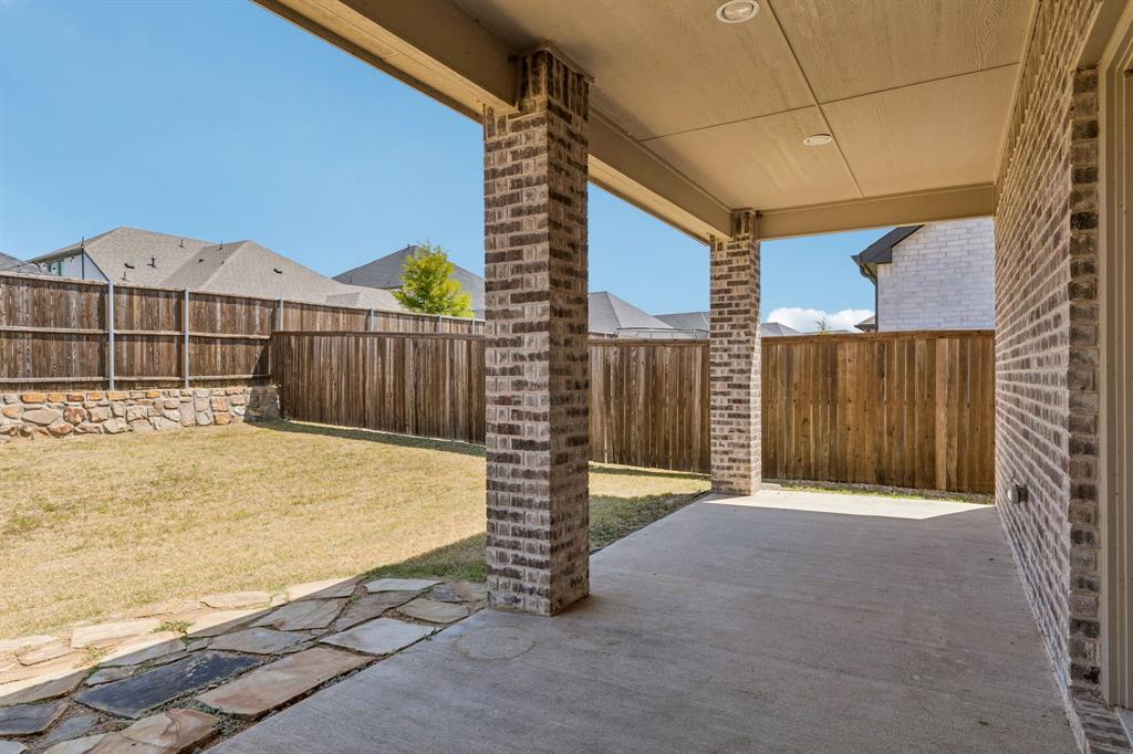 395 Waters Ridge Drive Property Photo 22