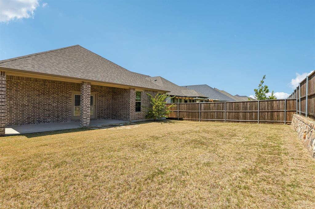 395 Waters Ridge Drive Property Photo 24