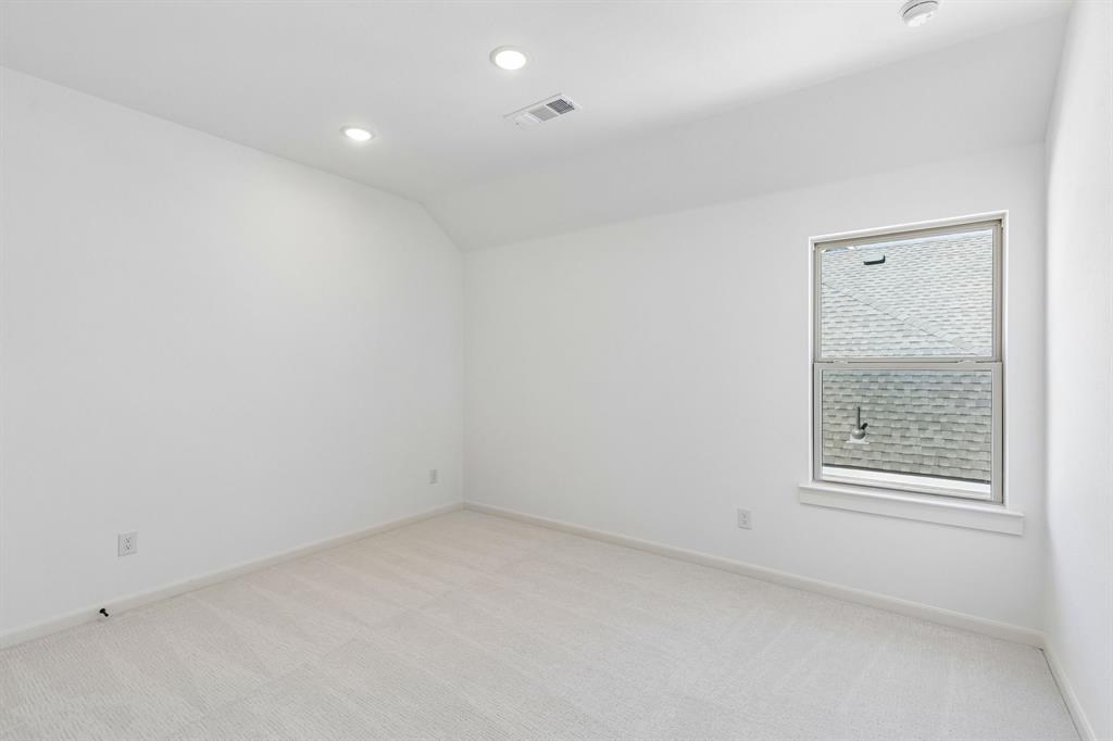 1820 Vetiver Glow Drive Property Photo 16