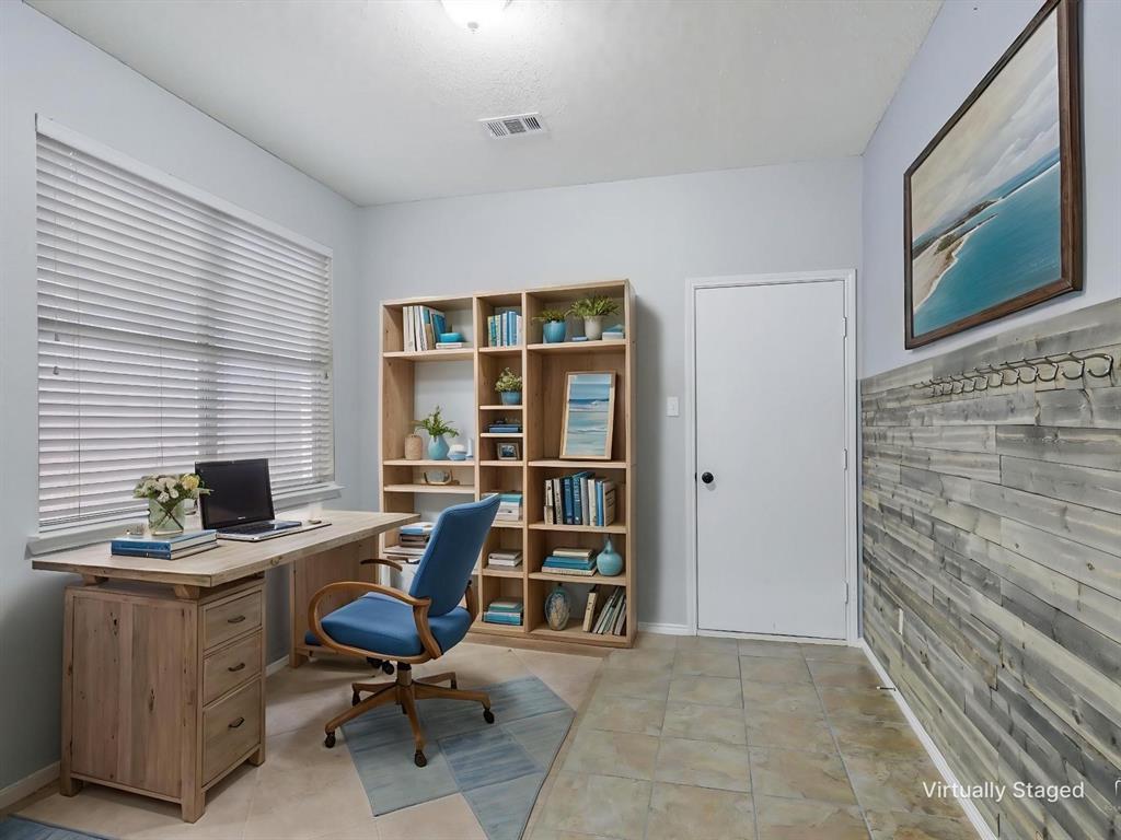 443 Saint Andrews Drive Property Photo 19