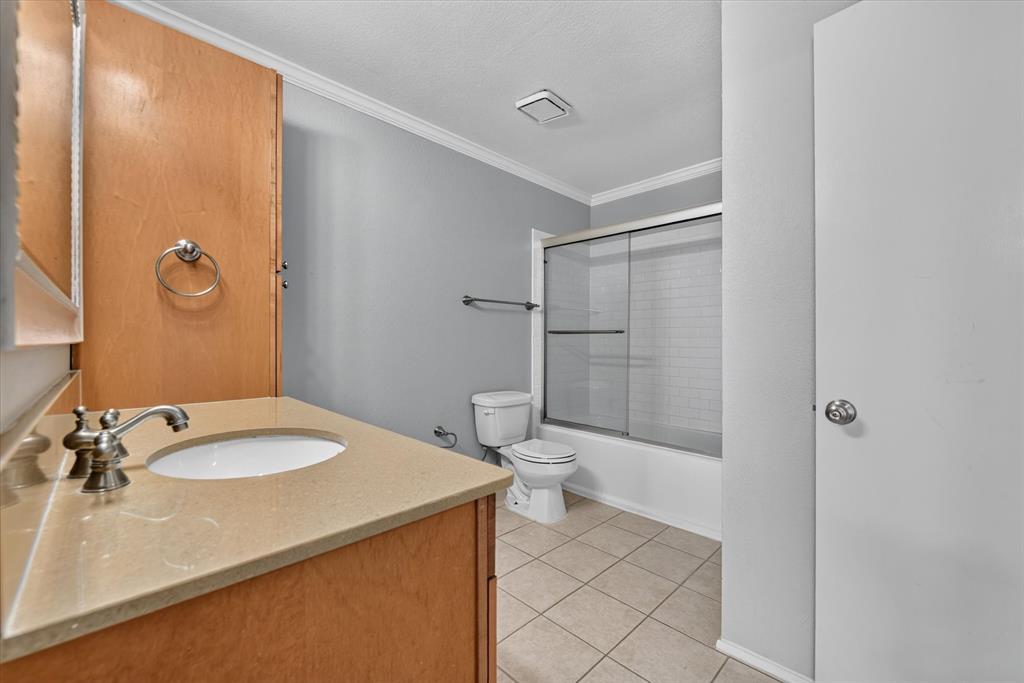 43 Abbey Road Property Photo 26