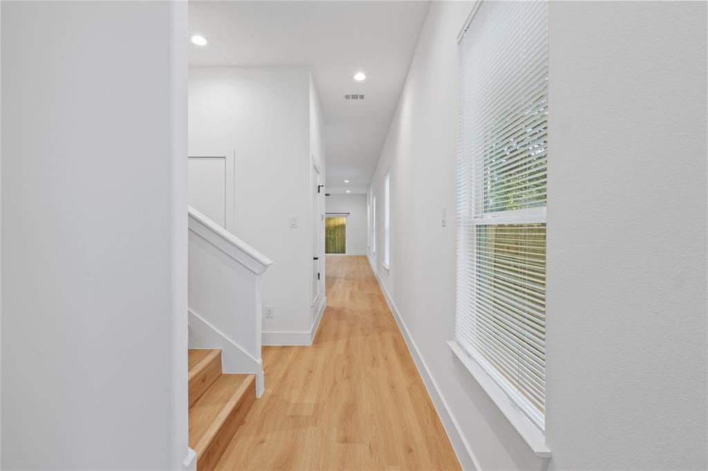 2210 Bethurum Property Photo 21