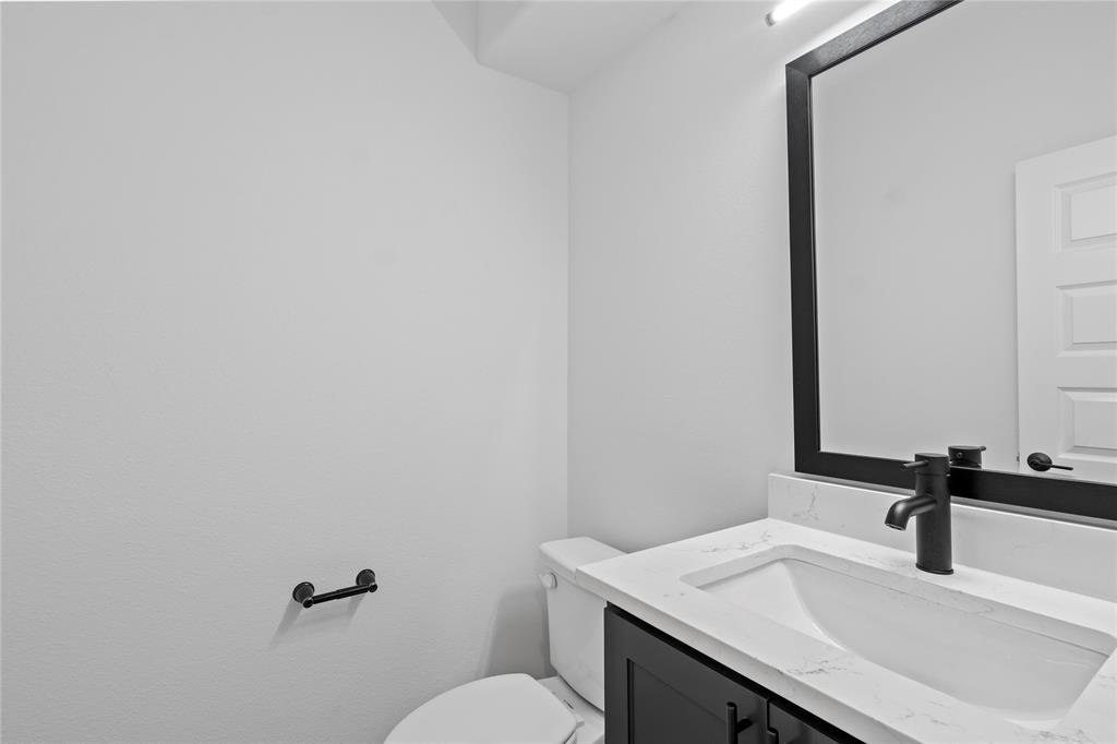 2210 Bethurum Property Photo 24