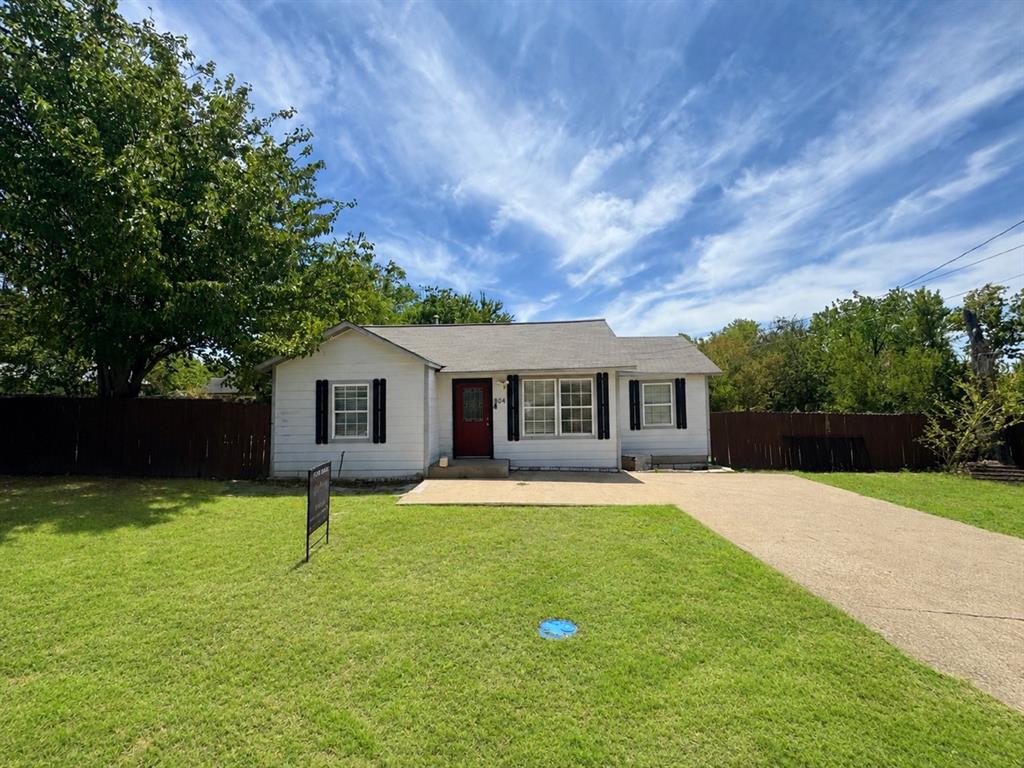 804 E Hook Street Property Photo 1